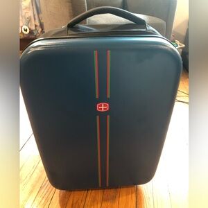 HALOOP Hardside Expandable Luggage, Carry-On Compressible Lightweight Suitcase